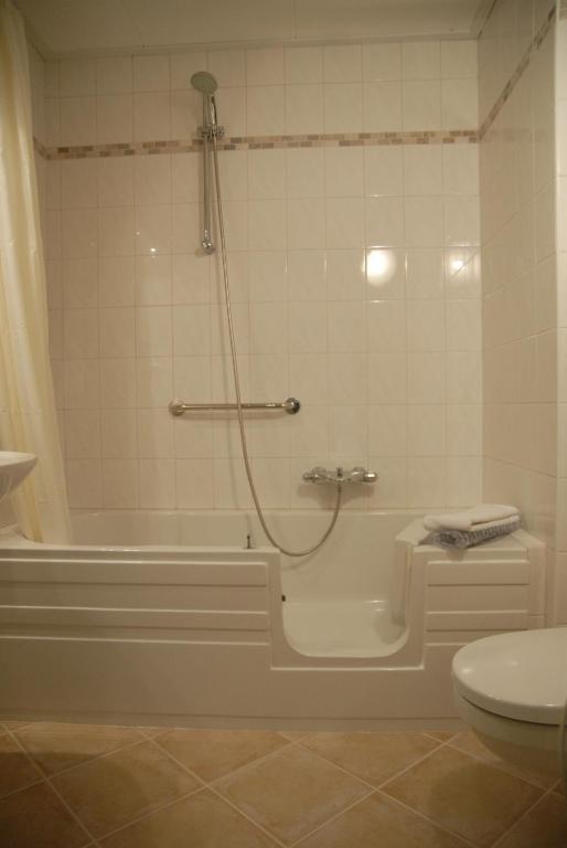 Hotel 'T Vlinderhoefke Sint Geertruid Room photo